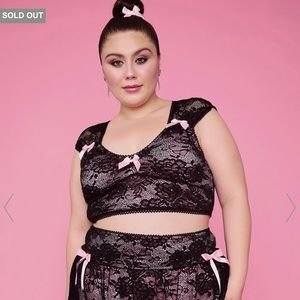 Black & pink lace skirt set